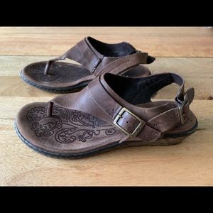 Born Womens Juney Sandal